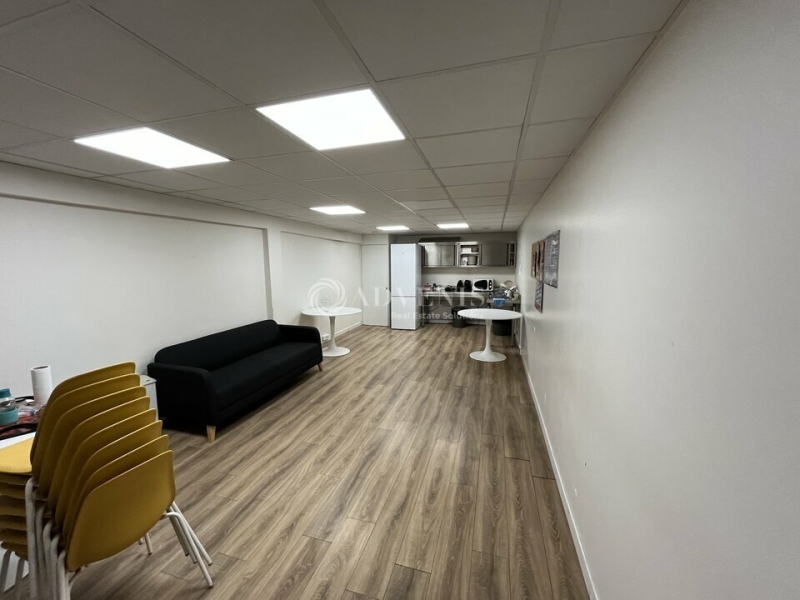 Location Activités Entrepôts NEUILLY PLAISANCE (93360) - Photo 10