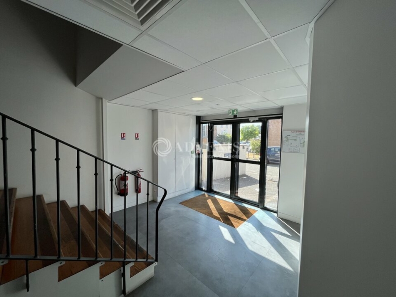 Location Activités Entrepôts NEUILLY PLAISANCE (93360) - Photo 12