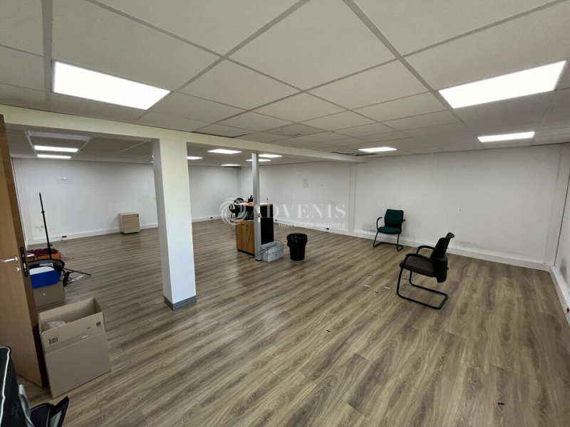 Location Activités Entrepôts NEUILLY PLAISANCE (93360) - Photo 9
