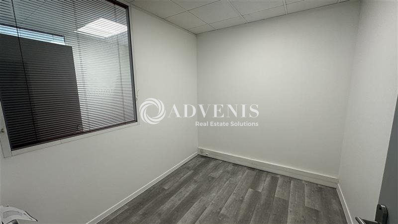 Location Activités Entrepôts VALENTON (94460) - Photo 3