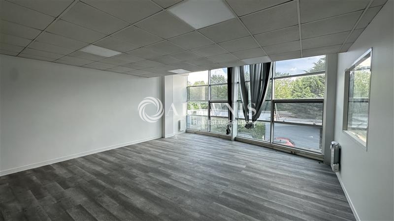 Location Activités Entrepôts VALENTON (94460) - Photo 4