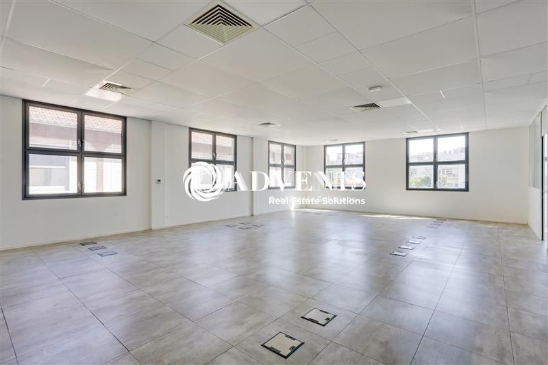 Location Bureaux JOINVILLE LE PONT (94340) - Photo 2