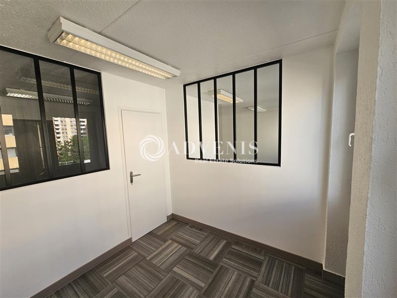 Location Bureaux CRETEIL (94000) - Photo 2