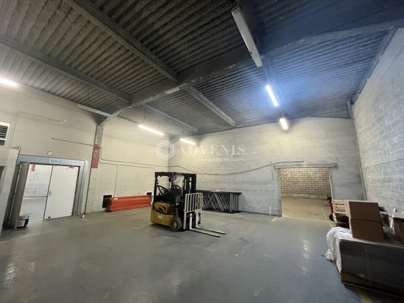Location Activités Entrepôts NEUILLY SUR MARNE (93330) - Photo 2