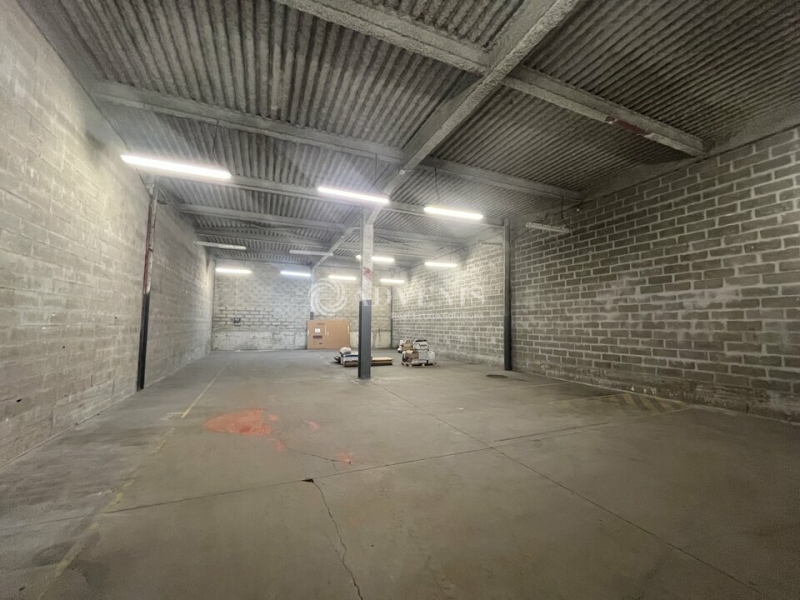 Location Activités Entrepôts NEUILLY SUR MARNE (93330) - Photo 4