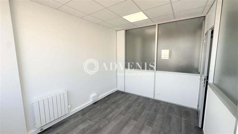 Location Activités Entrepôts VALENTON (94460) - Photo 9