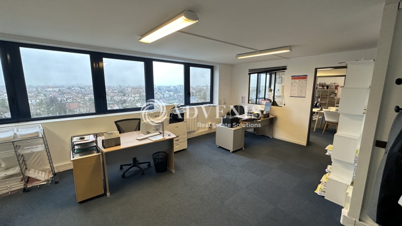 Location Bureaux JOINVILLE LE PONT (94340) - Photo 3