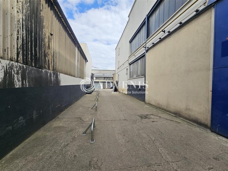 Location Activités Entrepôts BOBIGNY (93000) - Photo 9