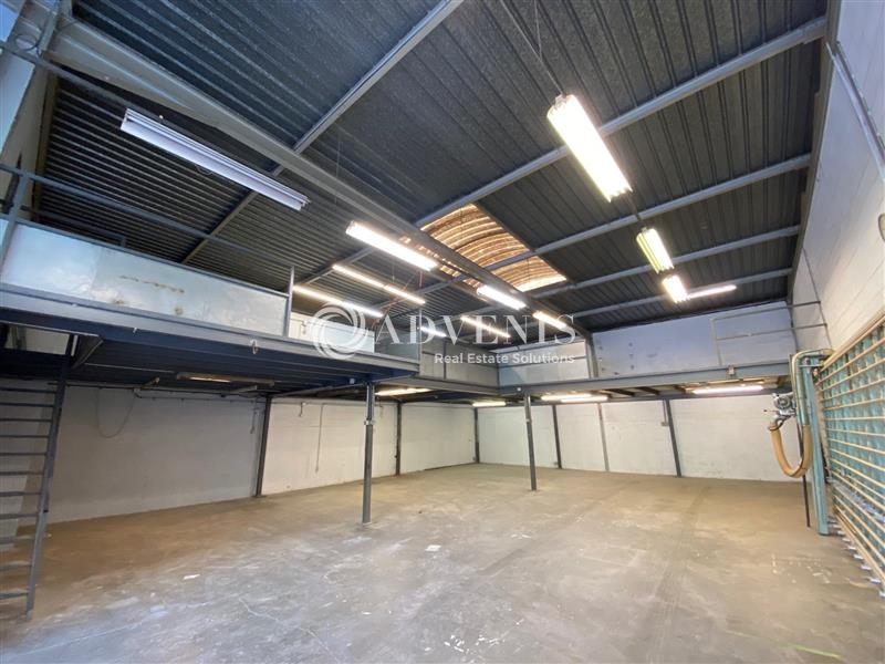 Location Activités Entrepôts BOBIGNY (93000) - Photo 5