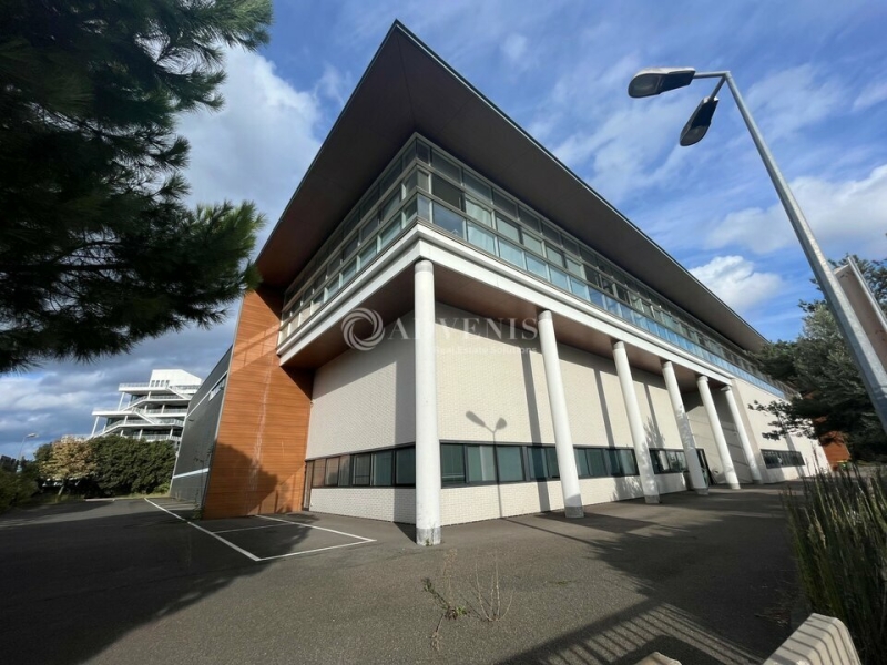 Location Entrepôts ROMAINVILLE (93230) - Photo 1