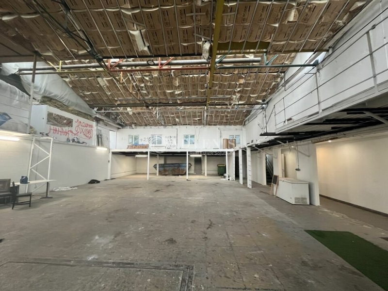 Location Activités Entrepôts MONTREUIL (93100) - Photo 2