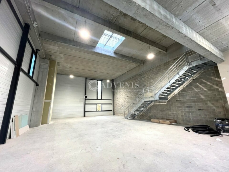 Location Activités Entrepôts BOBIGNY (93000) - Photo 1