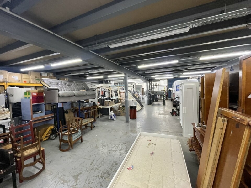 Location Activités Entrepôts PANTIN (93500) - Photo 3