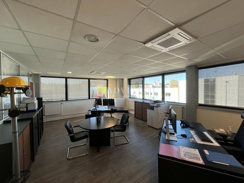 Location Bureaux NOISY LE SEC (93130) - Photo 2