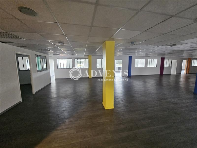 Location Bureaux MONTREUIL (93100) - Photo 1