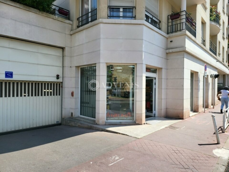 Location Commerces MONTROUGE (92120) - Photo 1