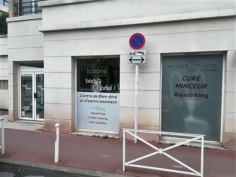 Location Commerces MONTROUGE (92120) - Photo 4