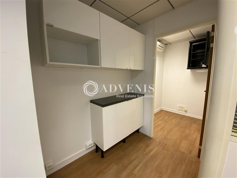 Location Bureaux ISSY LES MOULINEAUX (92130) - Photo 8