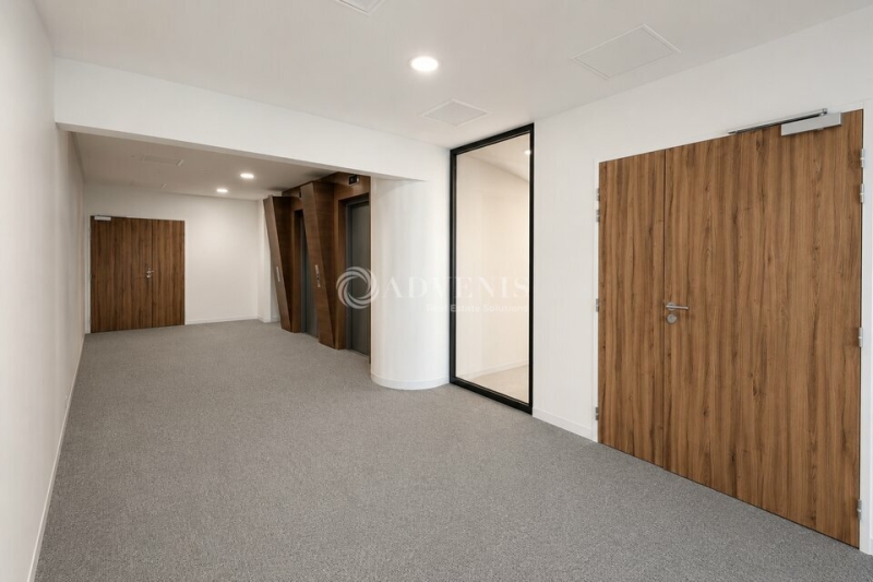 Location Bureaux IVRY SUR SEINE (94200) - Photo 13