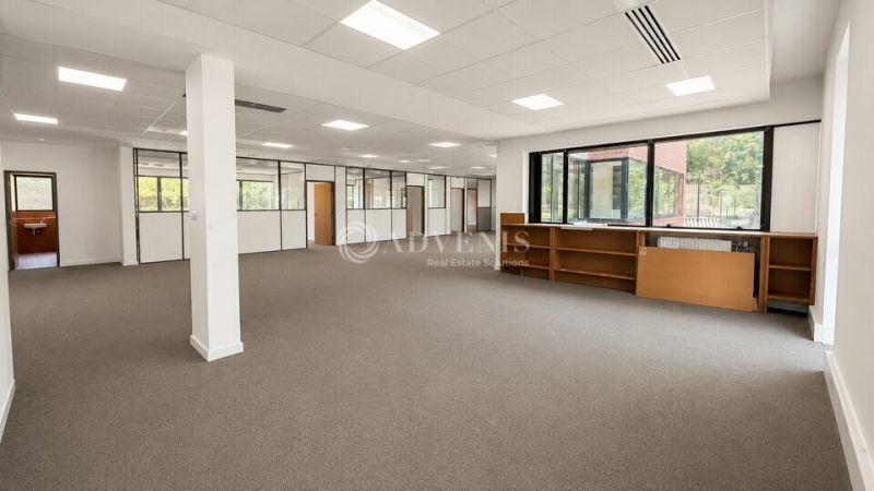 Location Bureaux IVRY SUR SEINE (94200) - Photo 9
