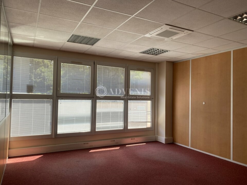 Location Activités Entrepôts IVRY SUR SEINE (94200) - Photo 11