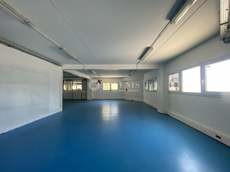 Location Activités Entrepôts IVRY SUR SEINE (94200) - Photo 8