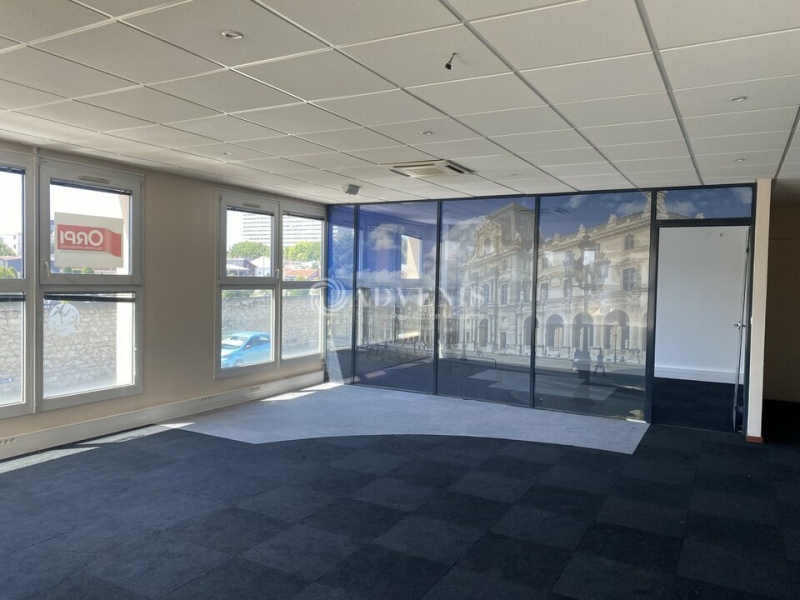 Location Activités Entrepôts IVRY SUR SEINE (94200) - Photo 9