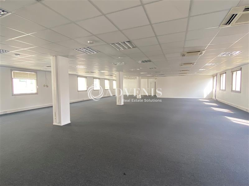 Location Bureaux IVRY SUR SEINE (94200) - Photo 8