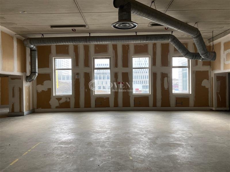 Location Bureaux IVRY SUR SEINE (94200) - Photo 4