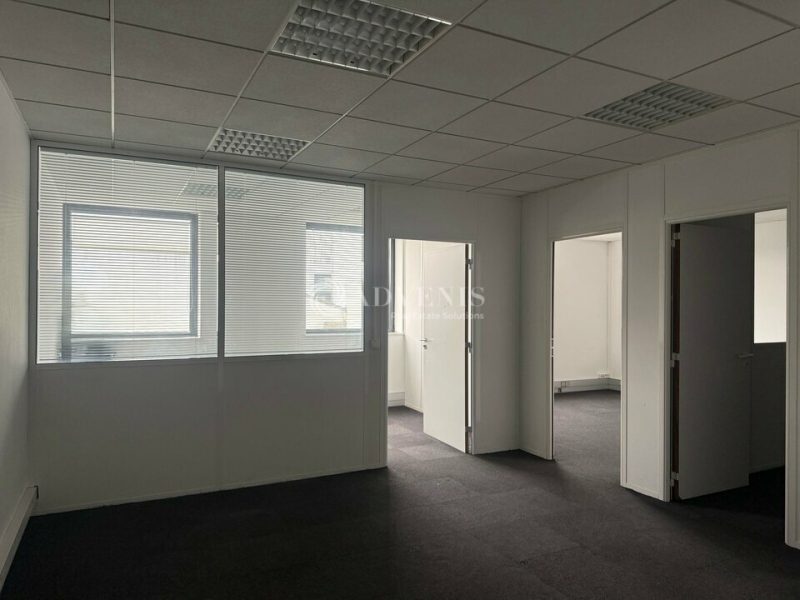 Location Bureaux IVRY SUR SEINE (94200) - Photo 4