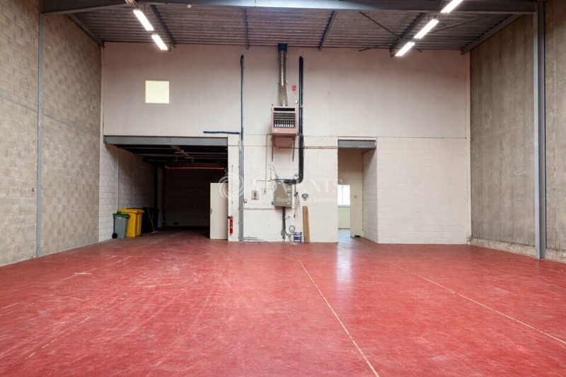 Location Activités Entrepôts VILLEJUIF (94800) - Photo 2