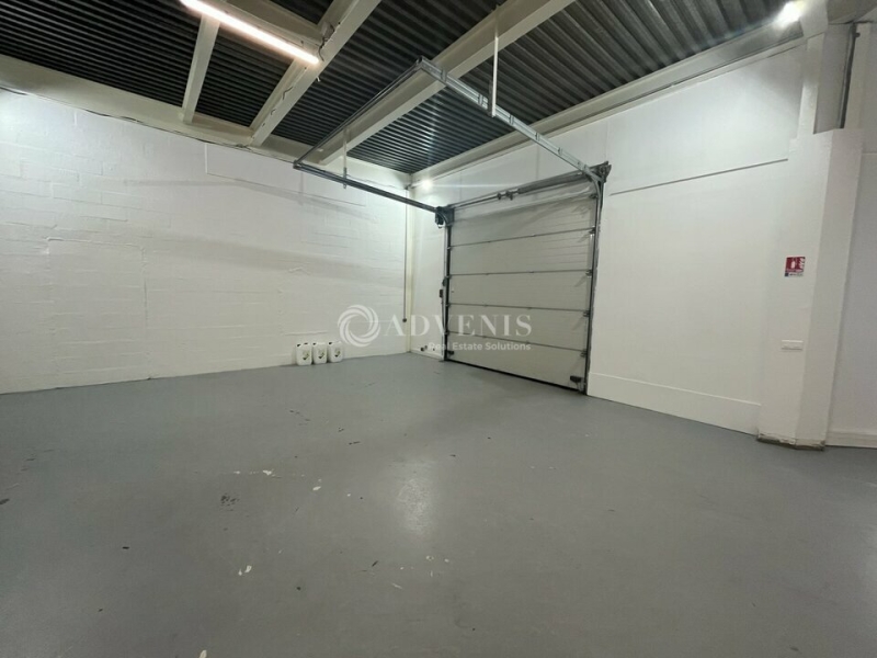 Location Activités Entrepôts IVRY SUR SEINE (94200) - Photo 2