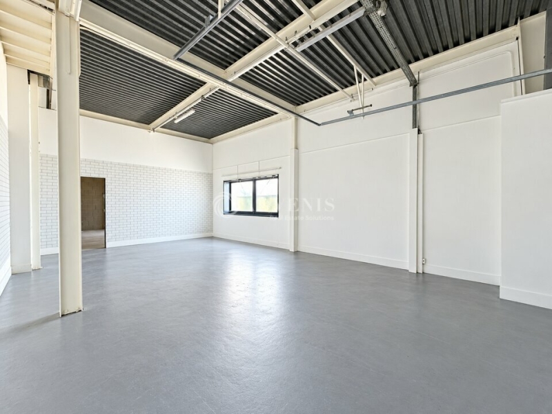 Location Activités Entrepôts IVRY SUR SEINE (94200) - Photo 3