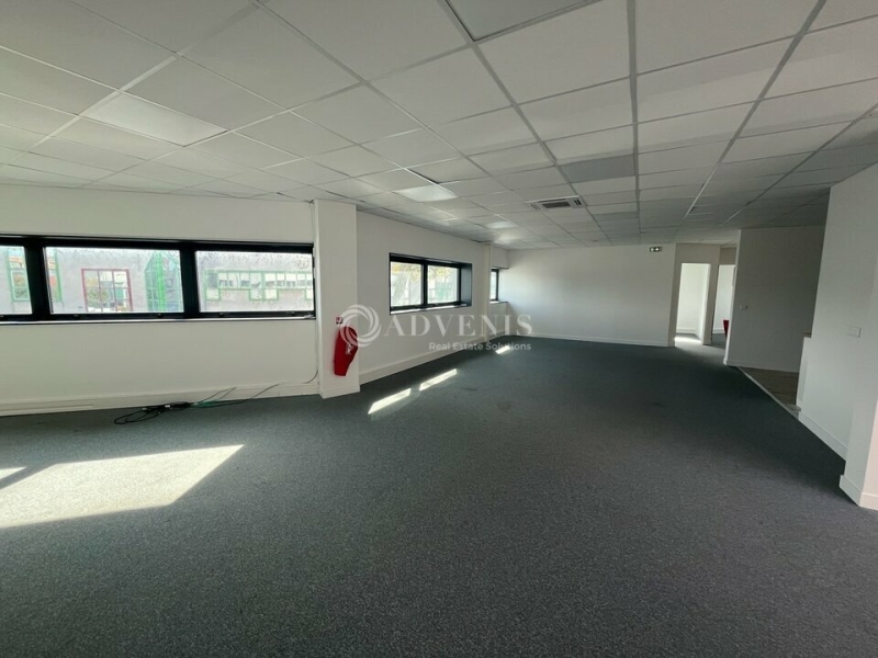 Location Activités Entrepôts IVRY SUR SEINE (94200) - Photo 9