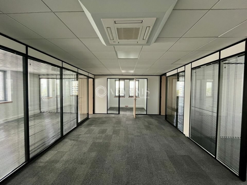 Location Activités Entrepôts NANTERRE (92000) - Photo 11
