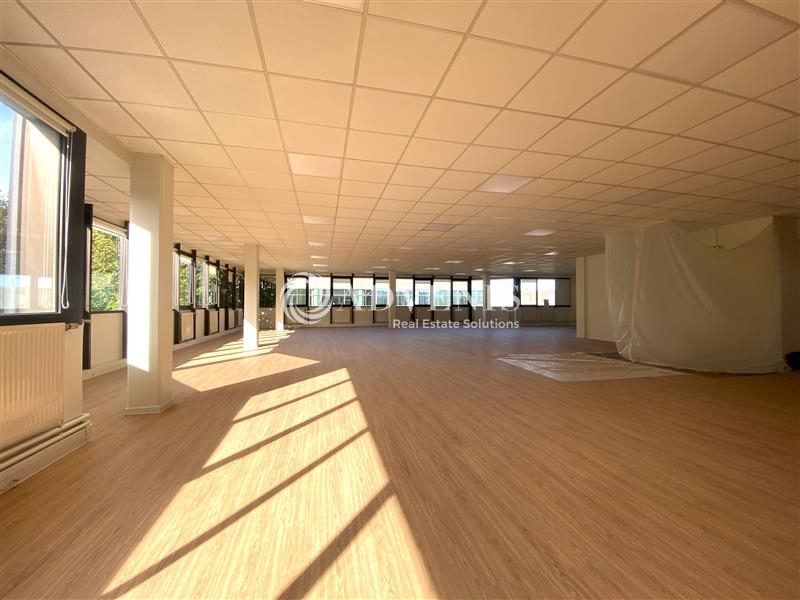 Location Bureaux et activités légères NANTERRE (92000) - Photo 7