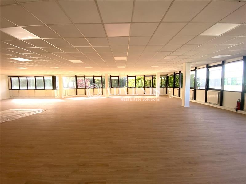 Location Bureaux et activités légères NANTERRE (92000) - Photo 9