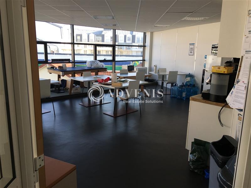 Location Bureaux POISSY (78300) - Photo 10