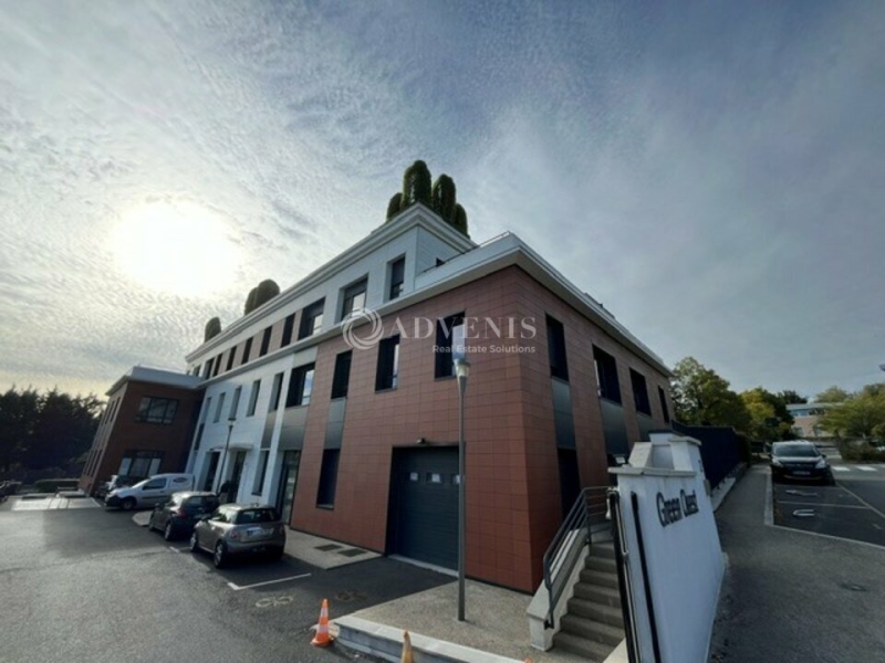 Location Bureaux FOURQUEUX (78112) - Photo 9