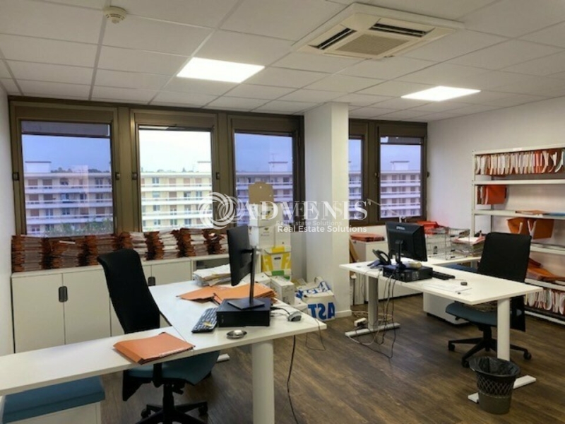 Location Bureaux POISSY (78300) - Photo 10