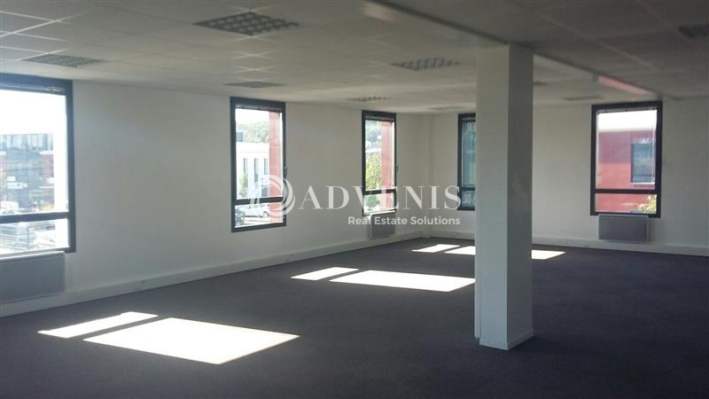 Vente Utilisateur Bureaux ORGEVAL (78630) - Photo 3