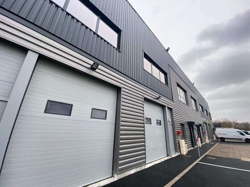 Location Activités Entrepôts AUBERGENVILLE (78410) - Photo 6