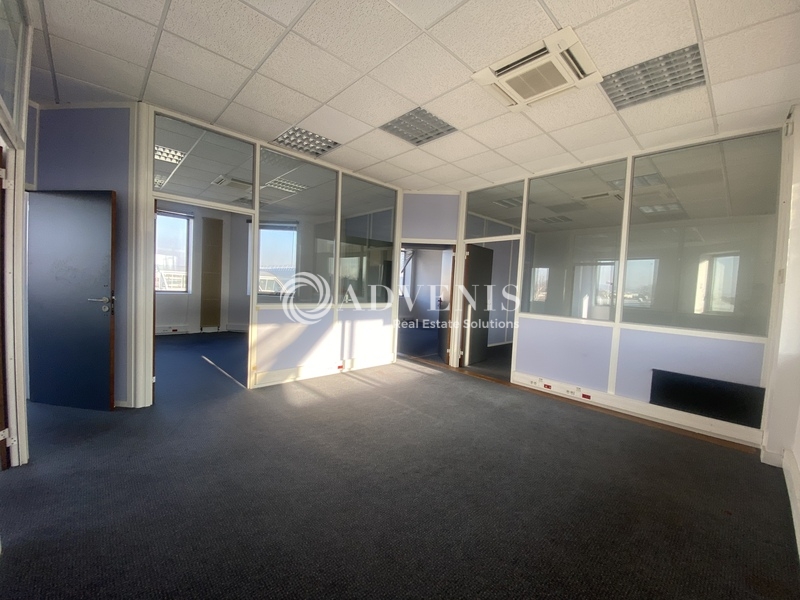 Location Bureaux POISSY (78300) - Photo 8