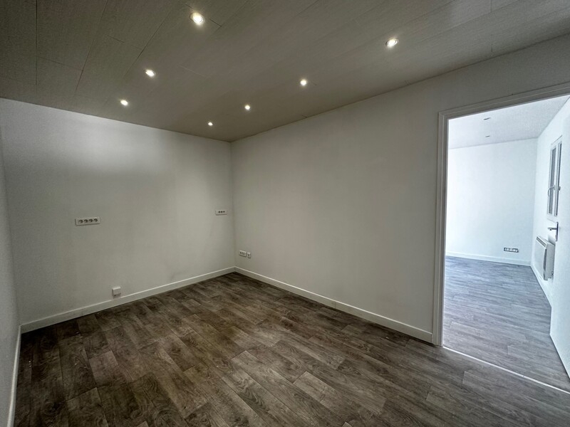 Vente Investisseur Activités Entrepôts MORAINVILLIERS (78630) - Photo 7