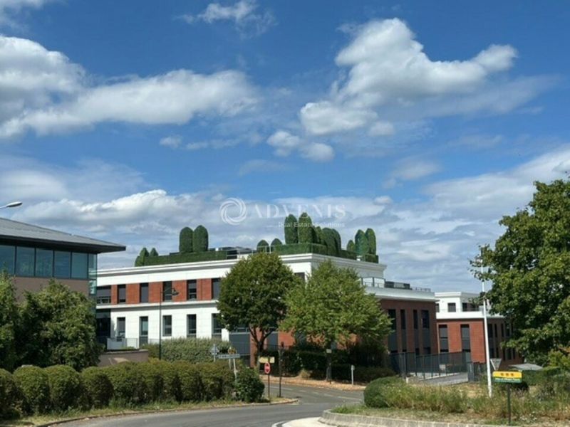 Location Bureaux FOURQUEUX (78112) - Photo 4