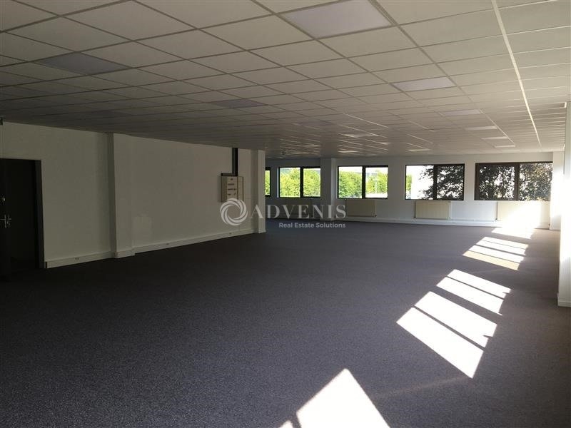 Location Bureaux POISSY (78300) - Photo 3