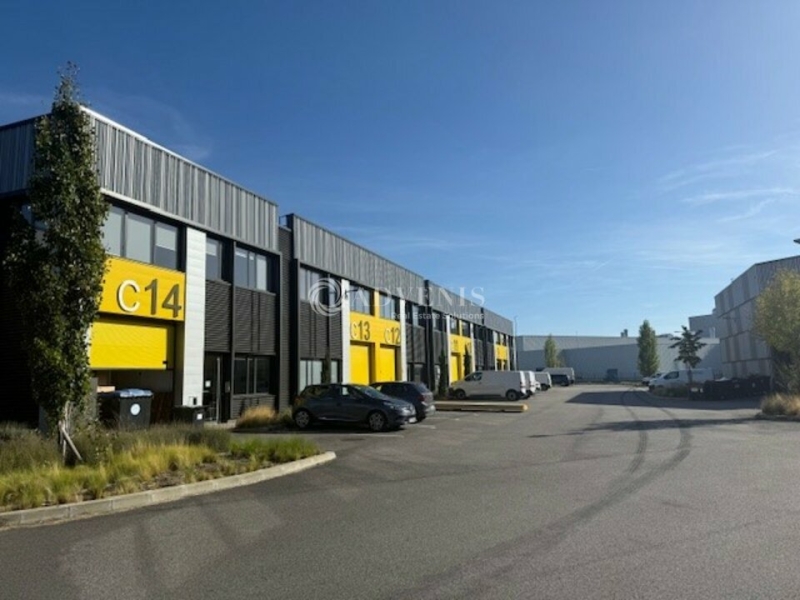 Location Activités Entrepôts POISSY (78300) - Photo 13