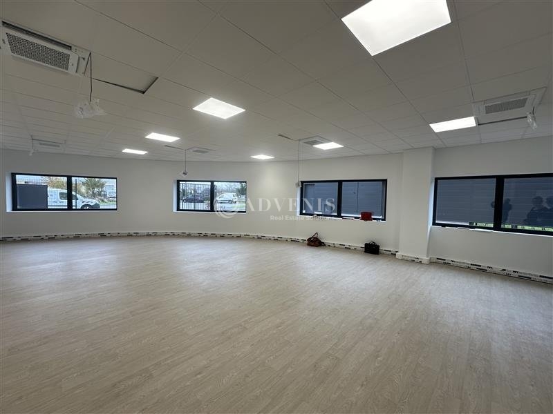 Location Bureaux BUCHELAY (78200) - Photo 1