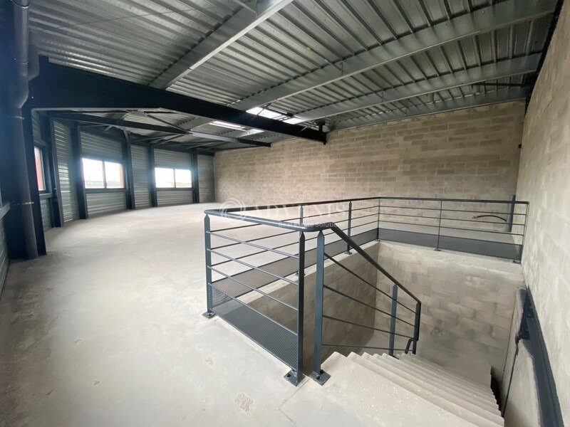 Location Bureaux BUCHELAY (78200) - Photo 6