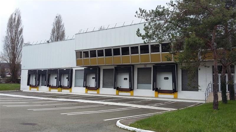Location Entrepôts EPONE (78680) - Photo 2